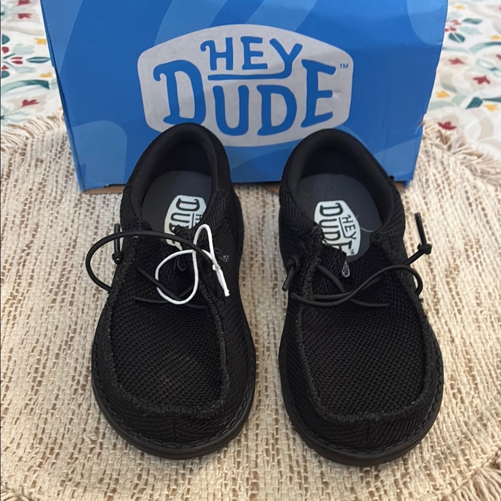 Hey Dude Black Mesh Loafers Toddler size 10, New